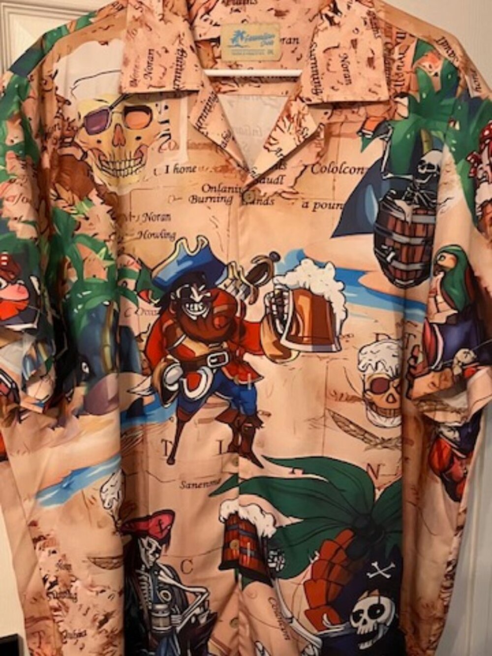 Men's Hawaiian Shirt Pirates Size 2XL